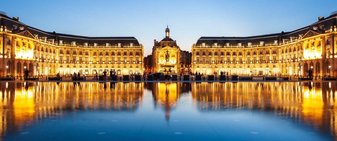 Image pour l'article : Création Site Internet réseau social à Bordeaux - Oxelya